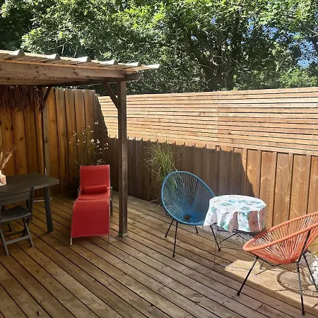 Avec Terrasse En Lisiere De Foret *